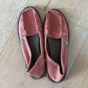Sanuk Pink Casual Slip-Ons